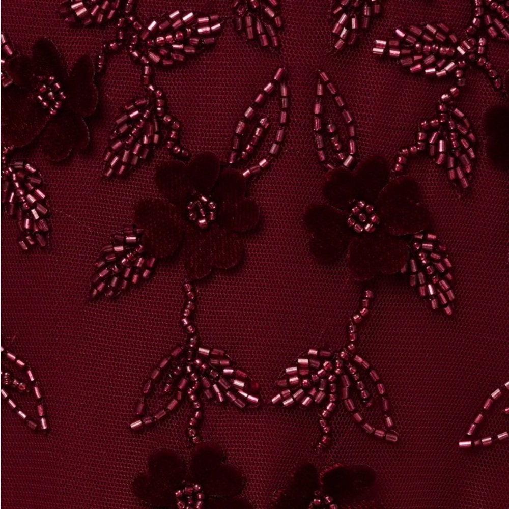 Elegant Burgundy Embellished V-Neck Evening Gown - Picture 6 of 6